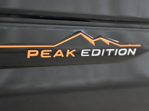 Used 2024 Volkswagen Atlas Peak Edition SEL AWD/4WD image 20