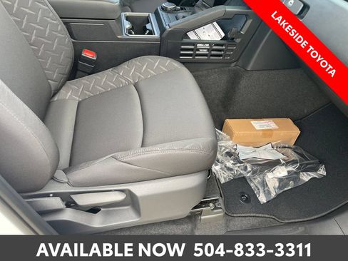 Certified 2026 Toyota Tacoma SR5 AWD/4WD image 18