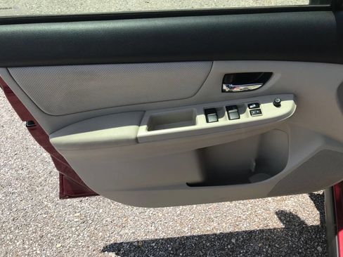 Used 2014 Subaru Crosstrek 2.0i Limited w/ Popular Package #1 image 4