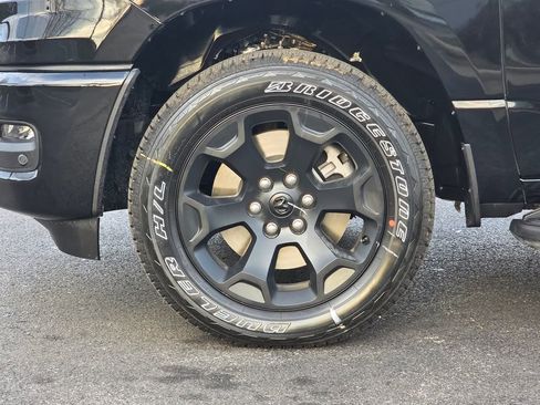 New 2026 RAM 1500 Express image 9