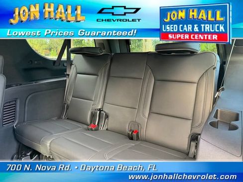 Used 2026 Chevrolet Suburban Premier w/ Sun And Tow Package AWD/4WD image 21