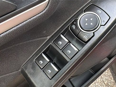 Certified 2022 Ford Escape SE w/ Convenience Package image 11