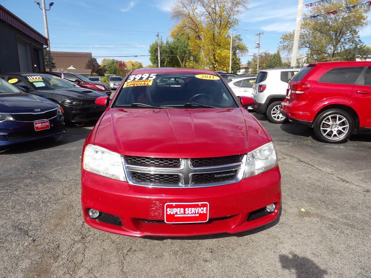 Used 2011 Dodge Avenger Heat FWD image 2