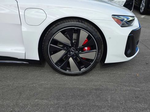 New 2026 Audi S e-tron GT Prestige image 9