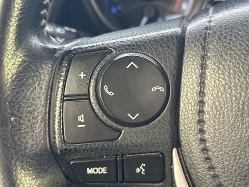 Used 2018 Toyota Corolla iM image 24