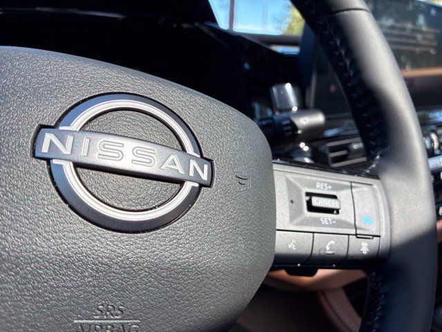 Used 2026 Nissan Pathfinder Platinum FWD image 28