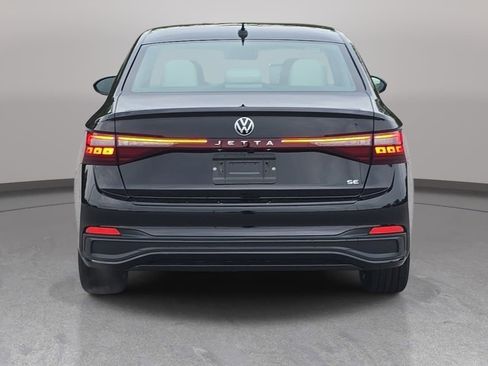 New 2026 Volkswagen Jetta SE image 6