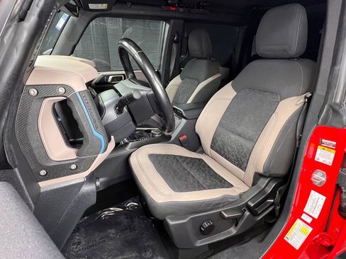 Used 2022 Ford Bronco Wildtrak AWD/4WD image 3