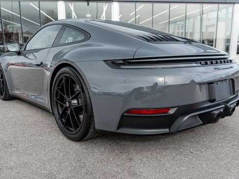 Used 2026 Porsche 911 Carrera GTS image 9