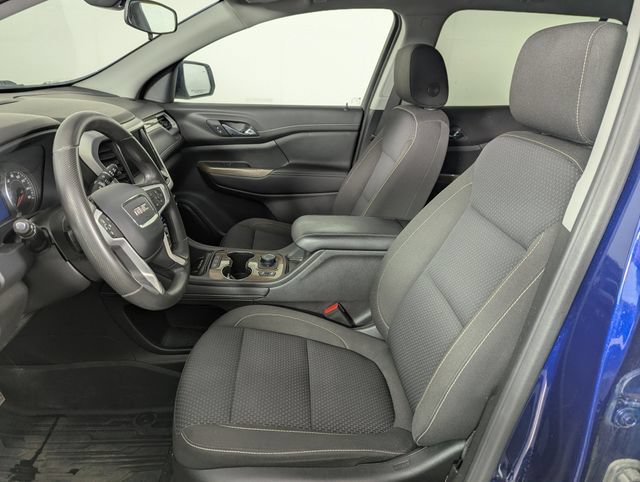 Used 2023 GMC Acadia SLE w/ LPO, Floor Liner Package AWD/4WD image 10