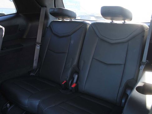 Used 2024 Cadillac XT6 Sport w/ LPO, ONYX Package image 13