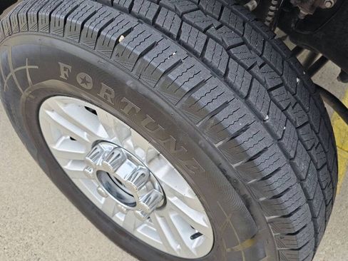 Used 2020 Ford F250 XL w/ Power Equipment Group AWD/4WD image 20