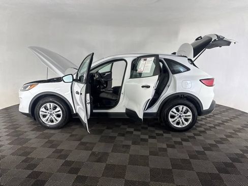 Used 2022 Ford Escape S AWD/4WD image 11