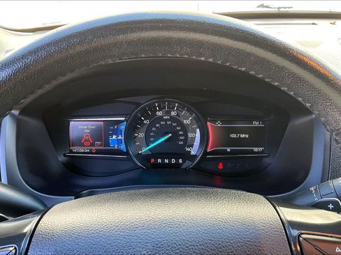 Used 2017 Ford Explorer XLT w/ Equipment Group 202A FWD image 19