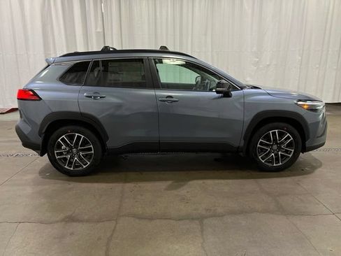 New 2026 Toyota Corolla Cross XLE w/ Convenience Package AWD/4WD image 2