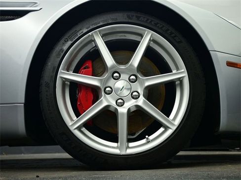 Used 2007 Aston Martin V8 Vantage Coupe image 18