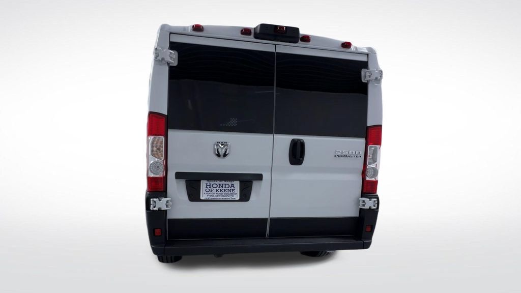 Used 2025 RAM ProMaster 2500 w/ U-Haul Equipment Group FWD image 10