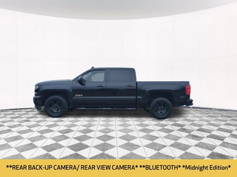 Used 2017 Chevrolet Silverado 1500 LTZ Z71 w/ Midnight Edition AWD/4WD image 5