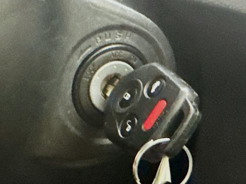 Used 2021 Subaru Crosstrek 2.0i image 18