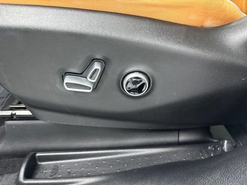 Used 2022 Chrysler Pacifica Pinnacle AWD/4WD image 20