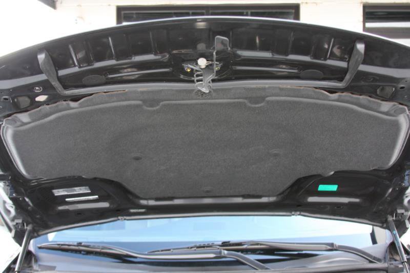 Used 2009 INFINITI G37 Convertible w/ Premium Pkg RWD image 4