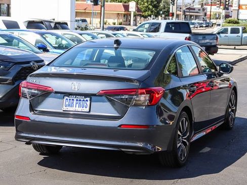 Used 2024 Honda Civic EX image 11