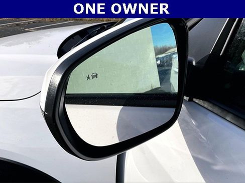 Certified 2024 Chevrolet TrailBlazer LT w/ Driver Confidence Package image 18