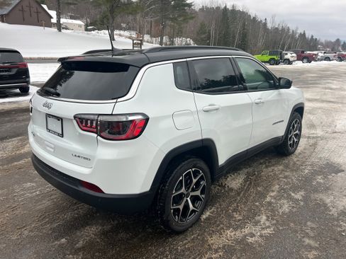 New 2026 Jeep Compass Limited image 5