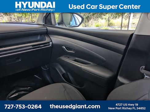 Used 2025 Hyundai Tucson SEL FWD image 20