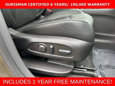 Used 2023 Chevrolet Equinox Premier FWD image 11