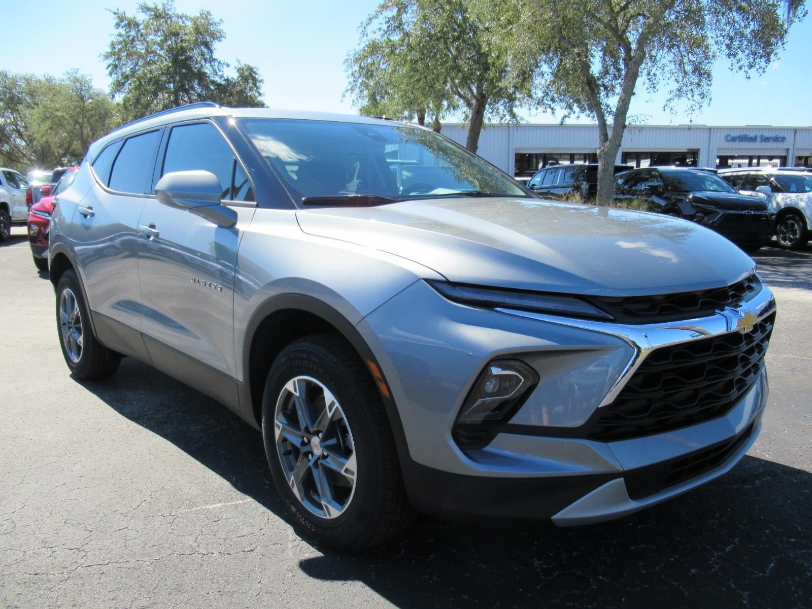 New 2026 Chevrolet Blazer LT w/ Convenience Package FWD image 3