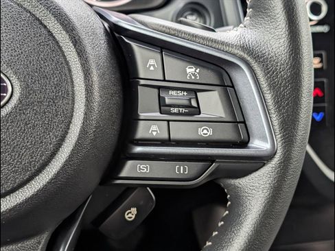 Used 2025 Subaru Forester Limited image 16