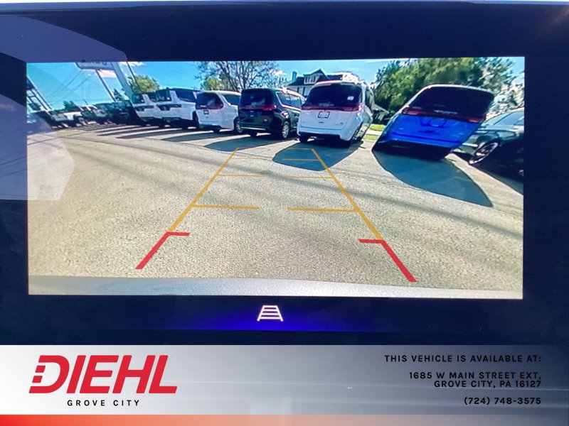 Used 2025 Chevrolet Trax RS w/ Driver Confidence Package FWD image 42