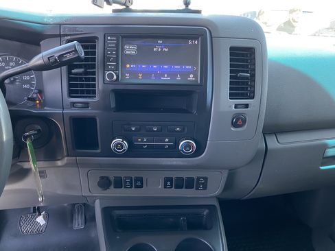 Used 2019 Nissan NV 2500 SV RWD image 13