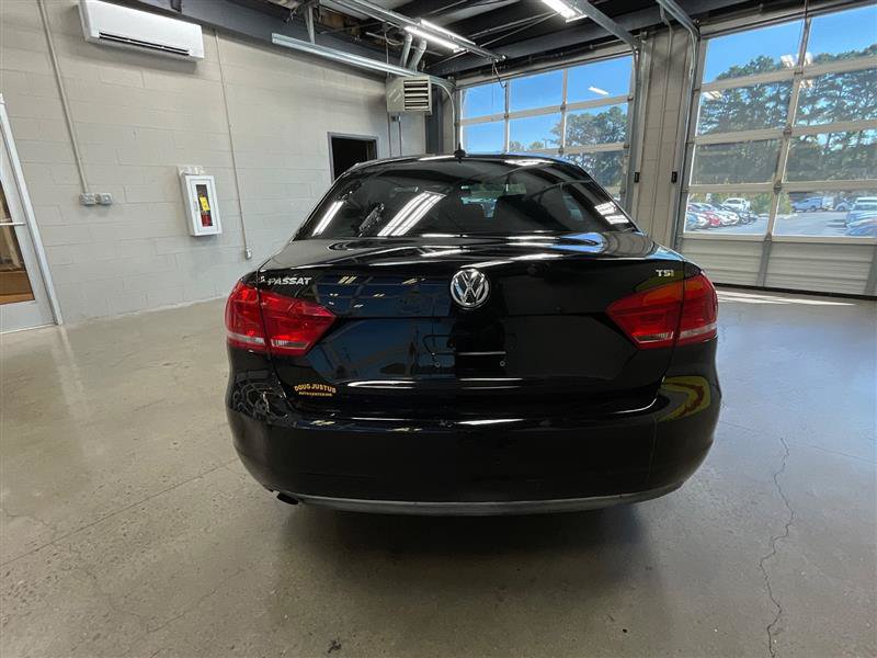 Used 2015 Volkswagen Passat 1.8T Wolfsburg Edition FWD image 4