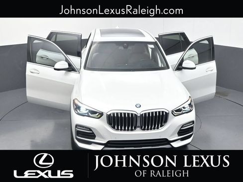 Used 2019 BMW X5 xDrive50i w/ Premium Package 2 AWD/4WD image 35