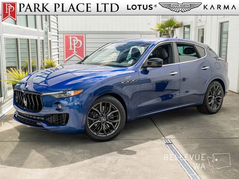 Used 2024 Maserati Levante GT Ultima image 1
