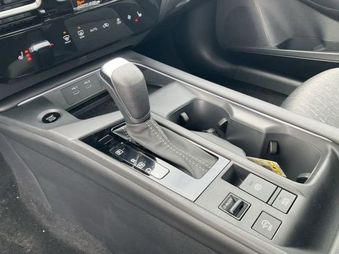 New 2026 Nissan Sentra SV w/ SV Convenience Package image 25