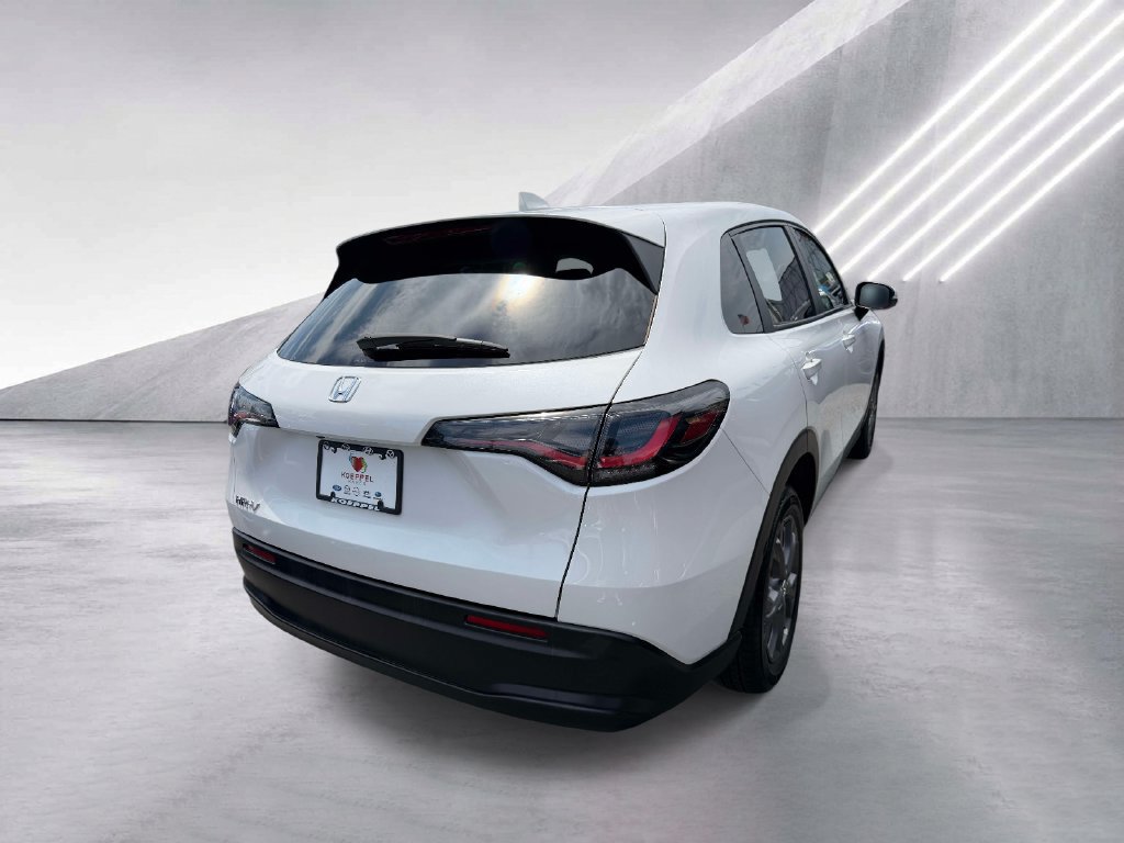 Used 2026 Honda HR-V LX image 9