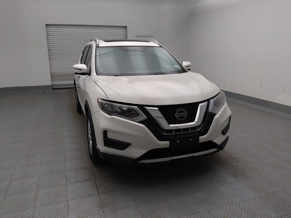 Used 2018 Nissan Rogue SV w/ Sun & Sound Touring Package AWD/4WD image 14
