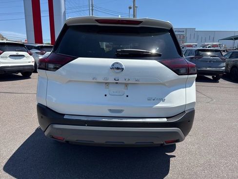 Certified 2021 Nissan Rogue SV AWD/4WD image 6