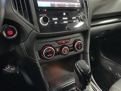 Used 2021 Subaru Crosstrek 2.5i Sport w/ Moonroof Package image 21