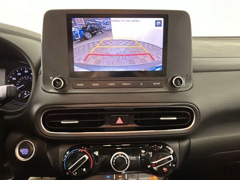 Certified 2023 Hyundai Kona SEL AWD/4WD image 30