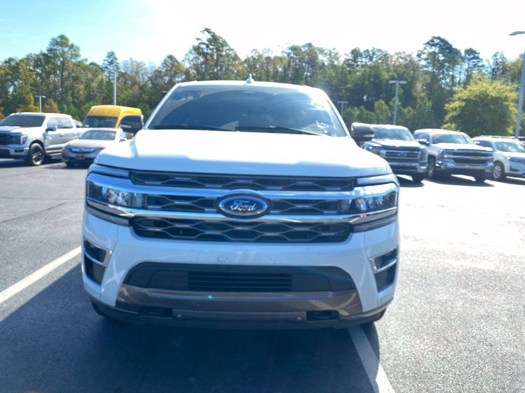 Used 2024 Ford Expedition King Ranch AWD/4WD image 2