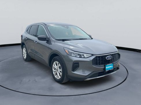 Used 2024 Ford Escape Active AWD/4WD image 5