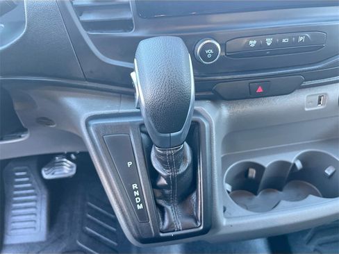 Used 2025 Ford Transit 250 Low Roof w/ Fleet Fuel Economy Package image 17