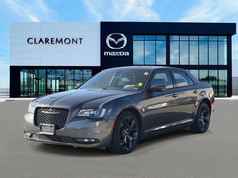 Used 2023 Chrysler 300 S image 3