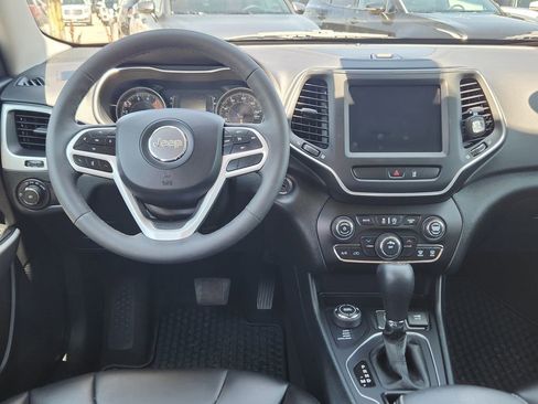 Used 2022 Jeep Cherokee Latitude image 12