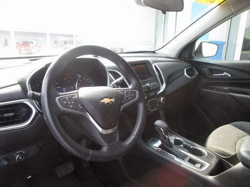 Used 2022 Chevrolet Equinox LT image 16