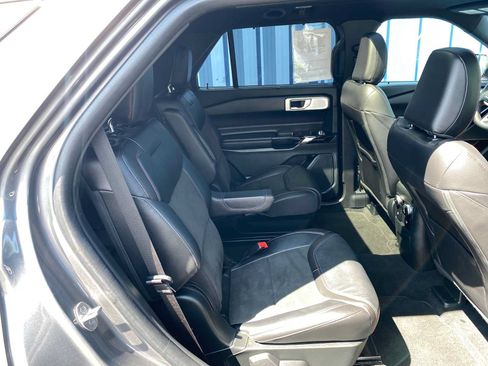 Used 2023 Ford Explorer ST w/ Equipment Group 401A AWD/4WD image 32
